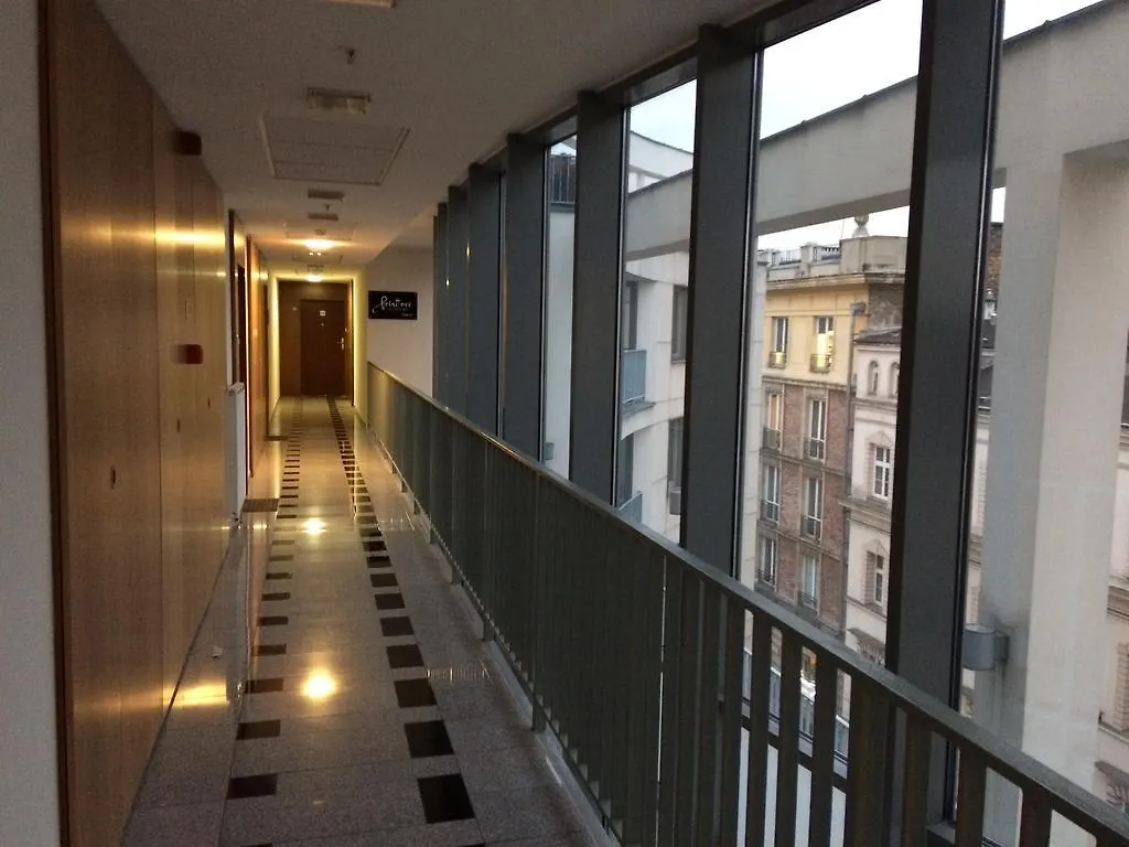 Luxury apartment Piękna Warszawa 0*,